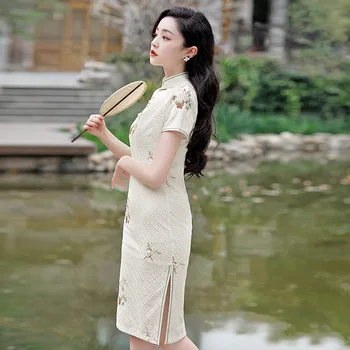 2023 Lete Mladé Dievčatá Cheongsam Vyšívané Čipky Výkon, Lepšiu Qipao Čínsky Orientálna Vintage Večerné Šaty pre Ženy