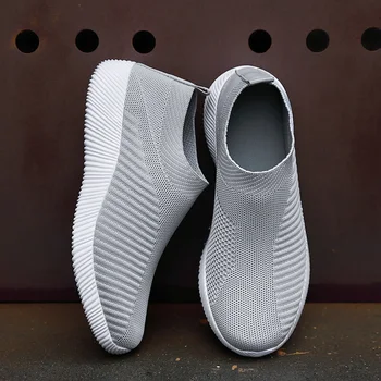 GIOIOWomen je vulkanizovanej obuv vysoko kvalitné dámske tenisky pošmyknúť na ploché topánky dámske ležérne bežecká obuv plus veľkosť 43 chodiť